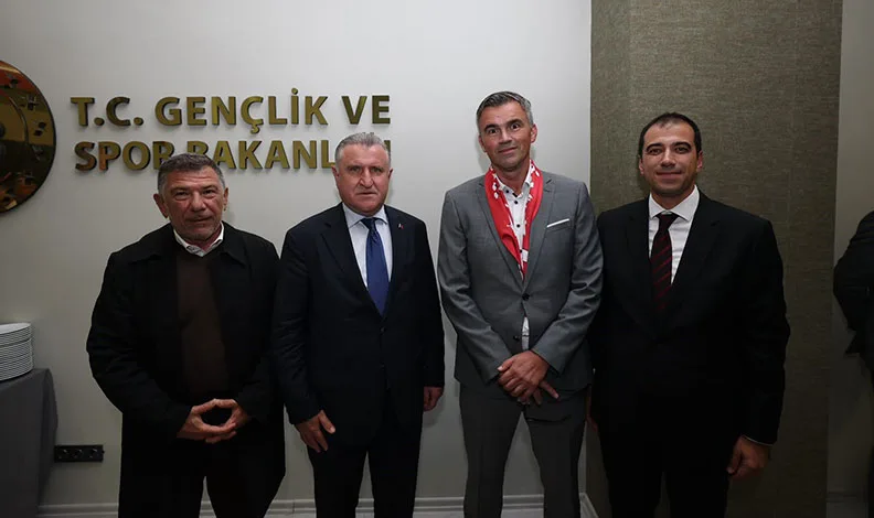 Bakan Bak, Avrupa Okul Sporları Federasyonu heyetini kabul etti