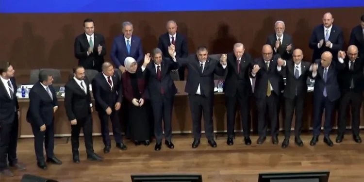 9 belediye başkanı AK Parti’ye geçti