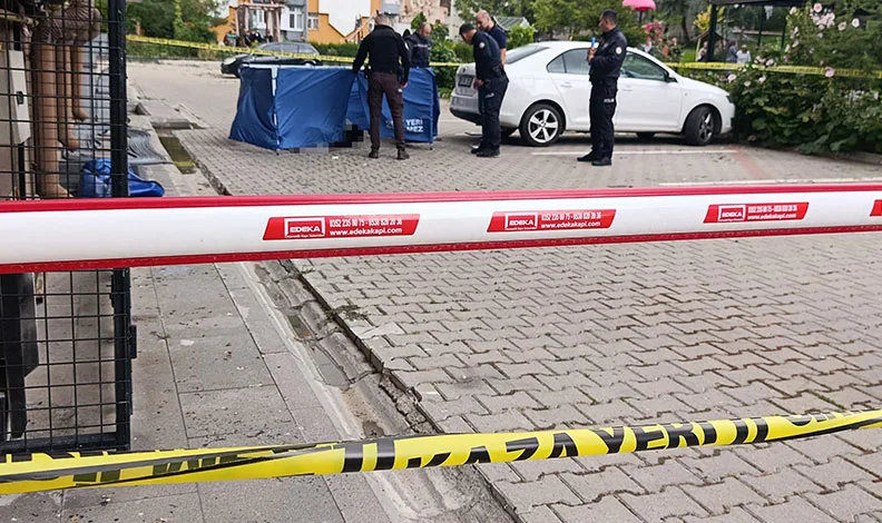 Balkon temizlerken 13. kattan düşen kadın öldü