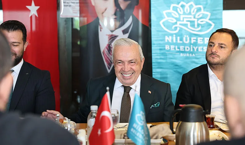 Şadi Özdemir Bursaspor tribün liderleriyle bir araya geldi
