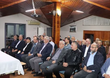 Prof. Dr. Adem Apak: “Ahlak, hayatın her alanında sorumluluk bilincidir”