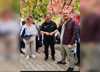 Karacabey-Bandırma yolunda otomobil kanala uçtu: 1 yaralı