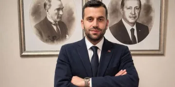 Ataşehir Belediyesi AK Parti’ye geçti: Muhalefetsiz seçimde Serdar Orhan kazandı