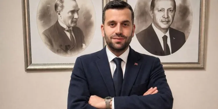 Ataşehir Belediyesi AK Parti’ye geçti: Muhalefetsiz seçimde Serdar Orhan kazandı