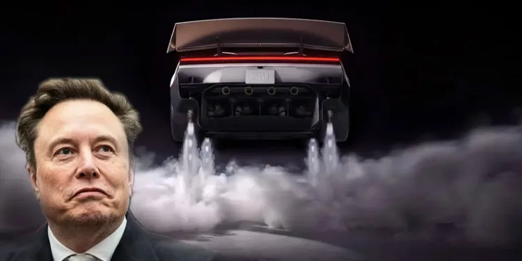 Tesla yeni Roadster modelini tanıttı: Havada takla attı