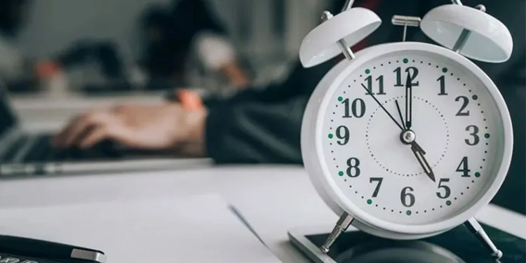 Çalışma saatleri kısalacak mı? Türkiye’de 45 saatlik mesai gündemde
