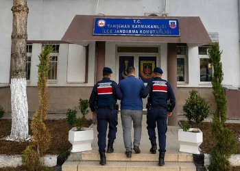 Bolu’da iş görüşmesine giderken bayılıp başından yaralandı