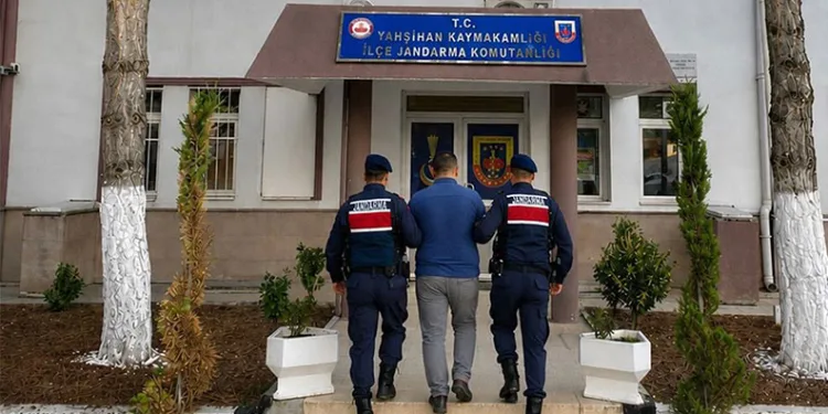 Bolu’da iş görüşmesine giderken bayılıp başından yaralandı