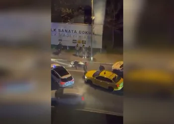 “Dur” ihtarına uymayan motosikletli kaçtı, polis havaya ateş açtı