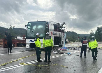 Gümüşhane’de durdurulan araçta uyuşturucu ve kenevir tohumu ele geçirildi