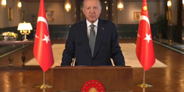 Erdoğan’dan 29 Ekim mesajı: Bu asra Türk milleti mührünü vuracak