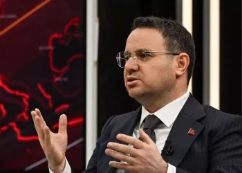Bakan Gürlek: Hakemlerin kimseye bağlı olmadan maç yönetmesini istiyoruz