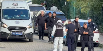 Başakşehir’de ortaokulda bıçaklı saldırı: 1 öğrenci hayatını kaybetti