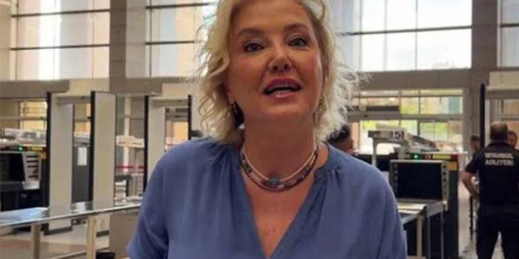 İzmir paylaşımı nedeniyle soruşturulan Berna Laçin gözaltına alındı