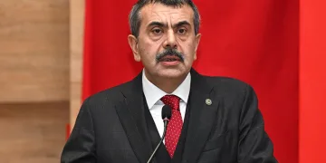 Bakan Tekin’den zorunlu eğitim açıklaması: Kısalma gündeme gelecek