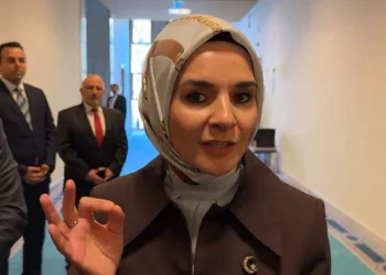 Bakan Göktaş’tan Ümit Özlale’ye sert tepki: Eğer insansa ne yapacağını bilir