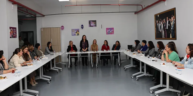 Nilüfer’in kadın muhtarları buluştu