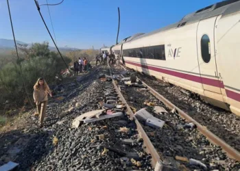 İspanya’da iki hızlı tren çarpıştı: Ölü ve yaralılar var