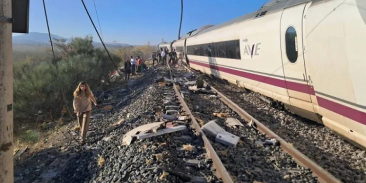 İspanya’da hızlı tren faciası: 46 ölü, 179 yaralı