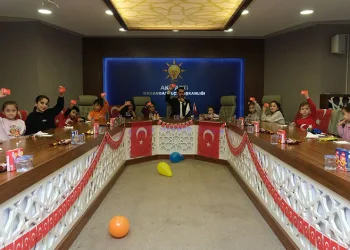AK Parti Osmangazi’den 29 Ekim’e anlamlı etkinlik