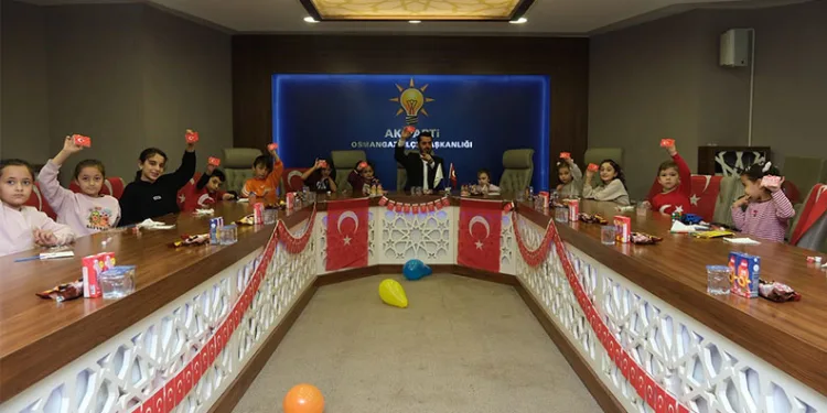 AK Parti Osmangazi’den 29 Ekim’e anlamlı etkinlik