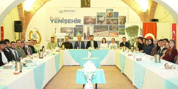 Yenişehir Belediyesi öğrenci yurdu için harekete geçti