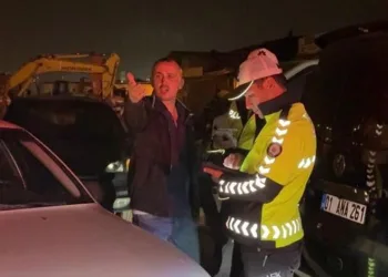 Kayseri’de şüpheli çanta fünye ile patlatıldı