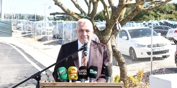 Nilüfer’de sahipsiz hayvanlar için “Umut Ağacı” açıldı