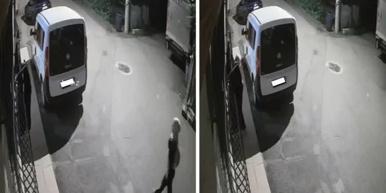 Bursa’da Cumhuriyet’in 103. yılı için çelenk sunuldu