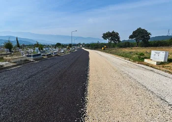 Başkan Erkan Aydın mahallelerin sesine kulak veriyor