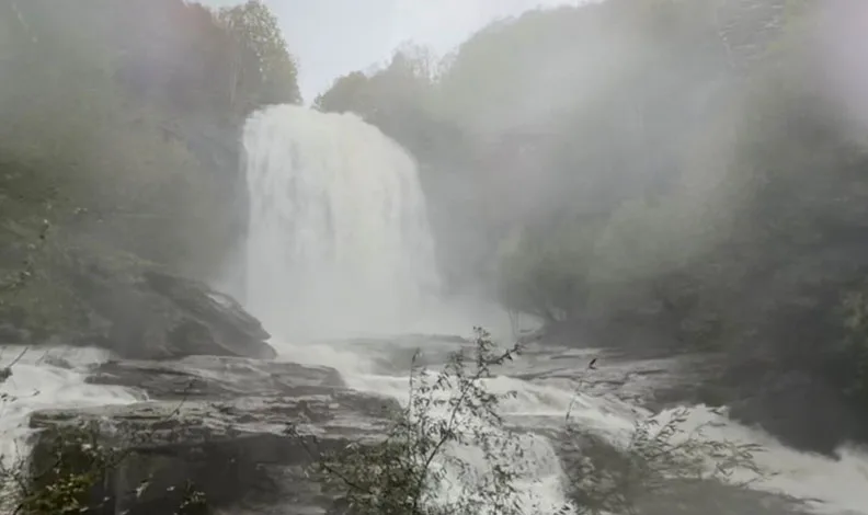 Bursa’da sağanak yağışın ardından Suuçtu Şelalesi coştu, Niagara’yı aratmadı