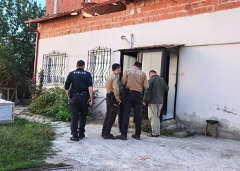 İnegöl’de 63 yaşındaki şahıs evinde ölü bulundu
