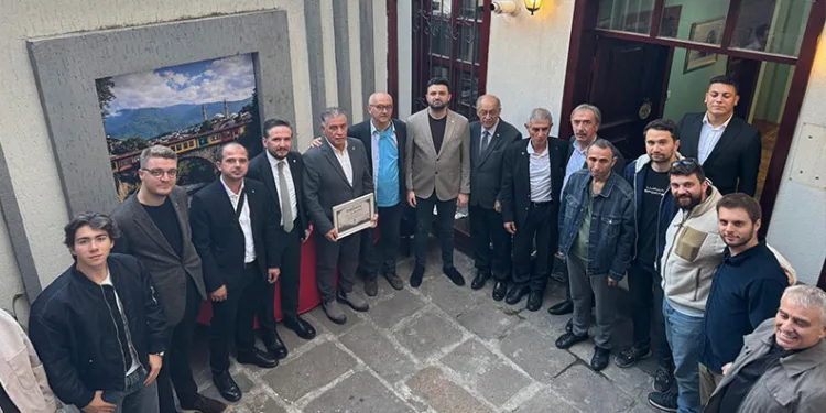 Bursa’da aç kalan domuz Mudanya sahiline indi