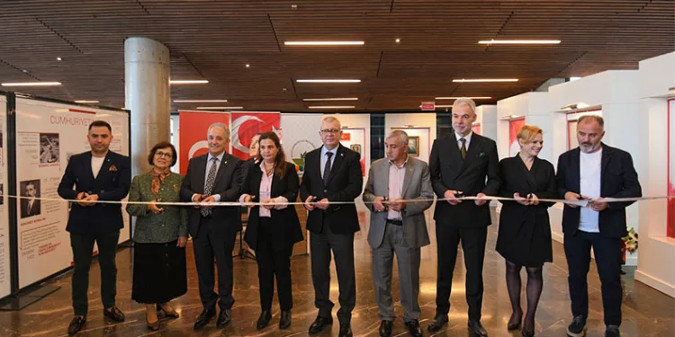 1326 Bursa Fetih Müzesi’nde anlamlı sergi
