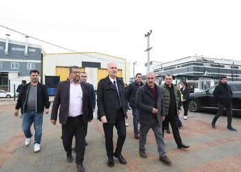 Bursa’da Cumhuriyet’in 103. yılı için çelenk sunuldu