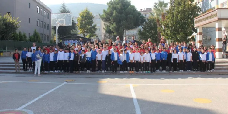 Bursa’da güzellik merkezi üzerinden dolandırıcılık operasyonu!