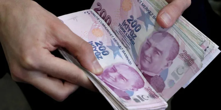 Emekliye yüzde 30 zam iddiası: Refah payı masada