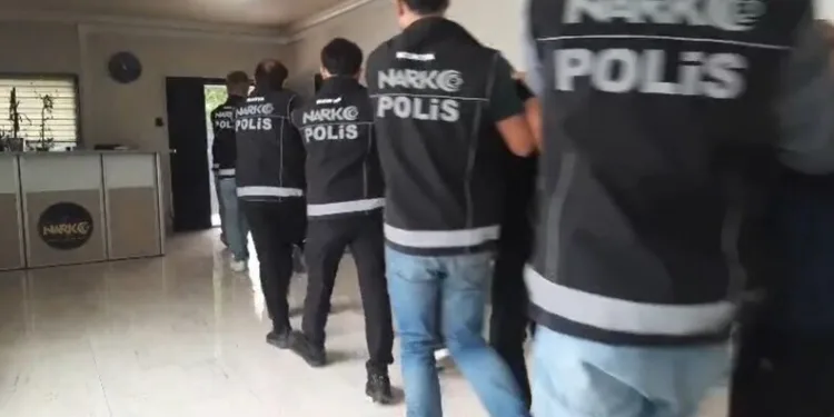 Güllü davasının ilk duruşması için tanık Nur Sultan Ulu Yalova Adliyesi’nde