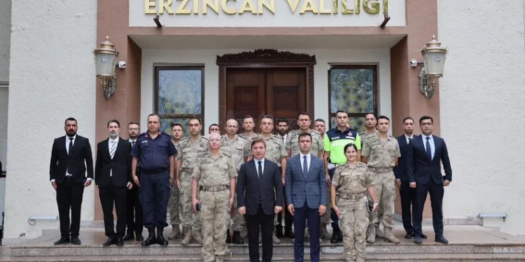 Güllü davasının ilk duruşması için tanık Nur Sultan Ulu Yalova Adliyesi’nde