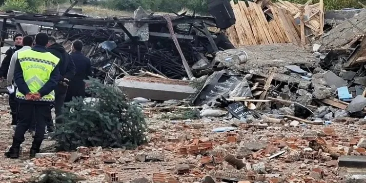 Güllü davasının ilk duruşması için tanık Nur Sultan Ulu Yalova Adliyesi’nde