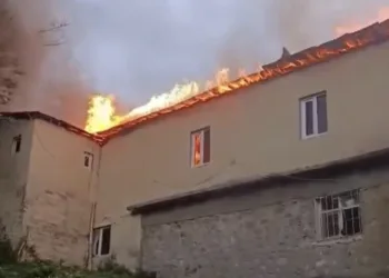 Güllü davasının ilk duruşması için tanık Nur Sultan Ulu Yalova Adliyesi’nde