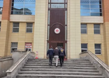 Güllü davasının ilk duruşması için tanık Nur Sultan Ulu Yalova Adliyesi’nde