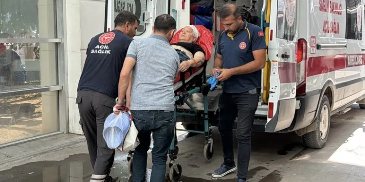 KPSS sınavı yapılan okulda kilitli kalan vatandaş kurtarıldı