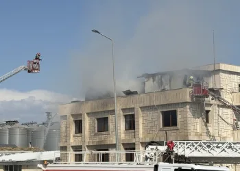 KPSS sınavı yapılan okulda kilitli kalan vatandaş kurtarıldı