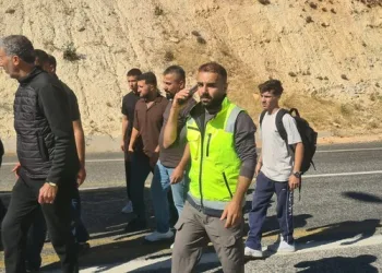 KPSS sınavı yapılan okulda kilitli kalan vatandaş kurtarıldı