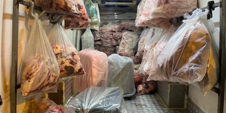 İki otomobil kafa kafaya çarpıştı: 5 yaralı