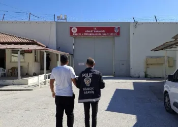 ‘Parada Sahtecilik’ suçundan 7 yıl 9 ay hapis cezası bulunan şahıs yakalandı