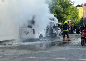 Uyuşturucu madde ile yakalanan 2 kişi tutuklandı