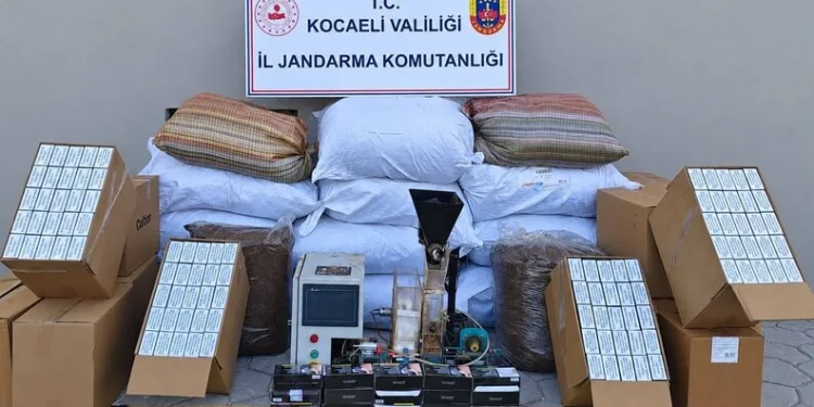 Uyuşturucu madde ile yakalanan 2 kişi tutuklandı
