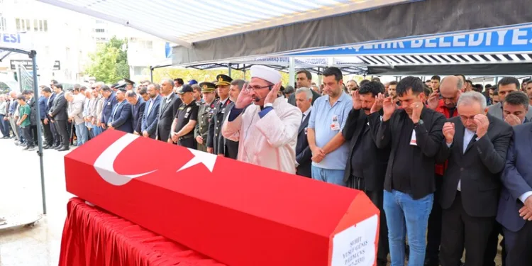 Uyuşturucu madde ile yakalanan 2 kişi tutuklandı